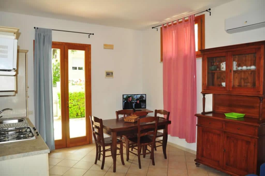 Residence Villa Clara Сан Винченцо Екстериор снимка
