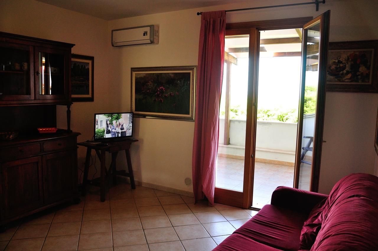 Residence Villa Clara Сан Винченцо Екстериор снимка